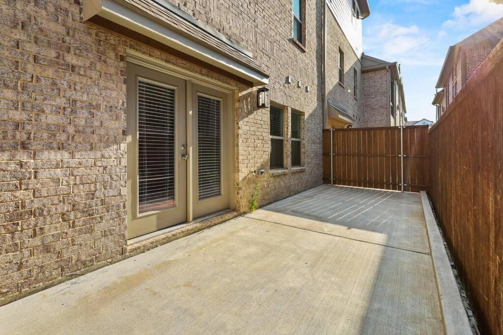 Shop & Store Oasis, 13Min From Airport, Prime Spot Villa Lewisville Exterior foto